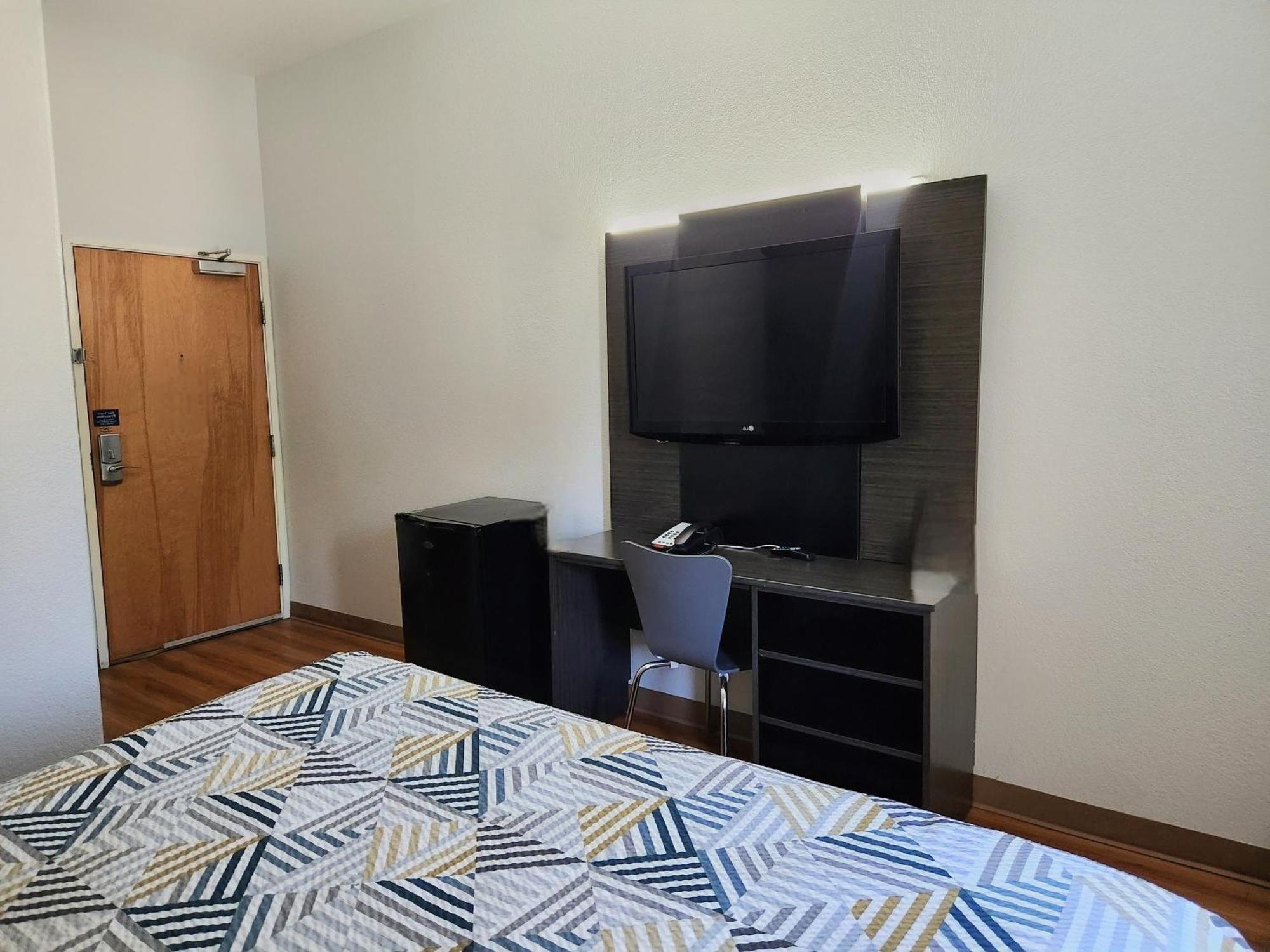 Baymont By Wyndham San Antonio Airport Hotel Ngoại thất bức ảnh