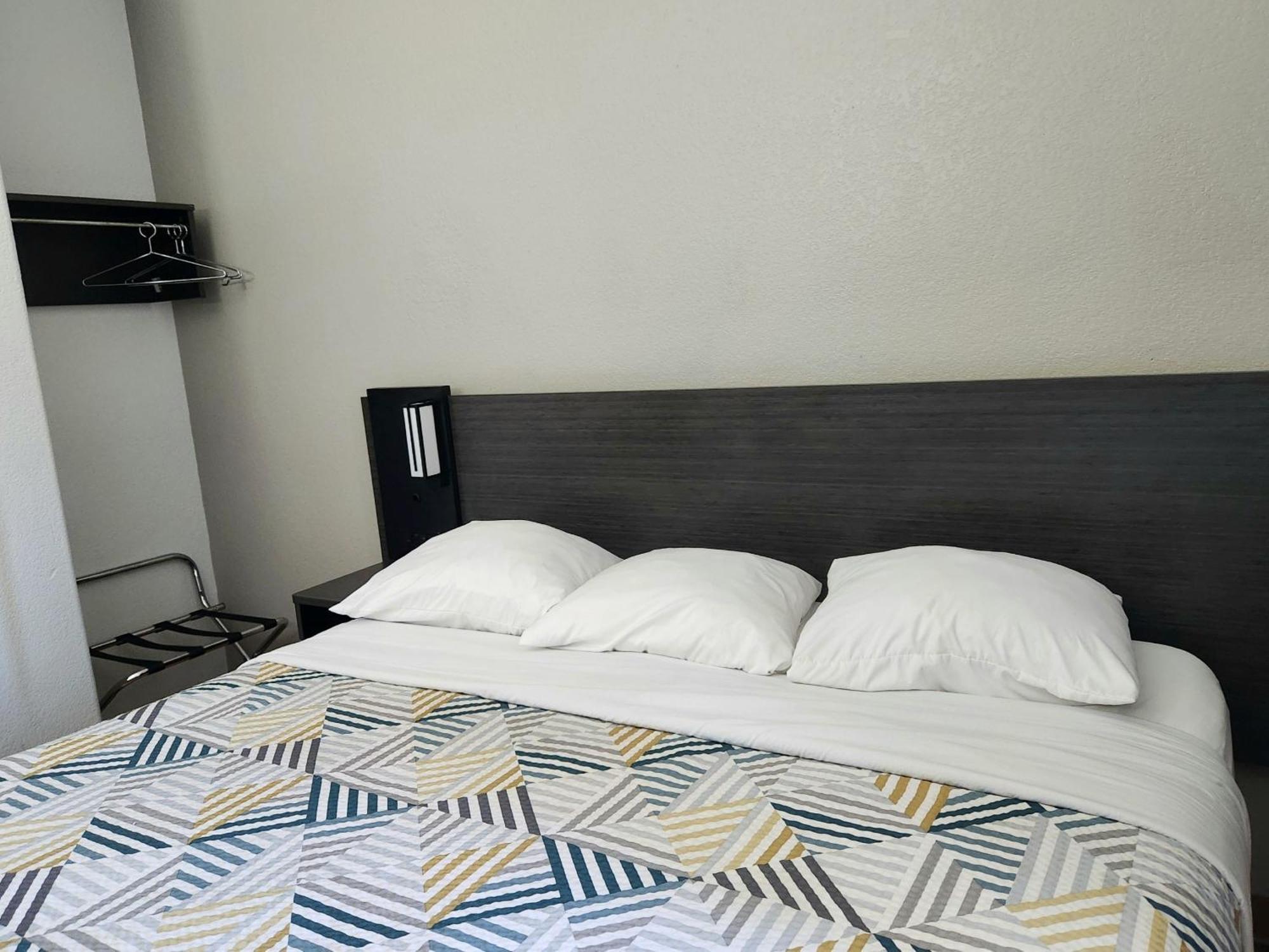 Baymont By Wyndham San Antonio Airport Hotel Ngoại thất bức ảnh