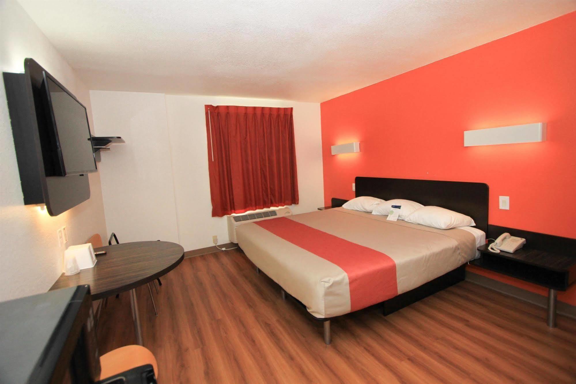 Baymont By Wyndham San Antonio Airport Hotel Ngoại thất bức ảnh